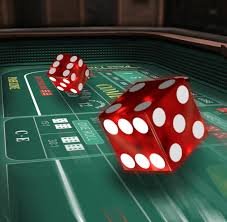 Antarmuka permainan Gaple online di hkloto dengan meja interaktif